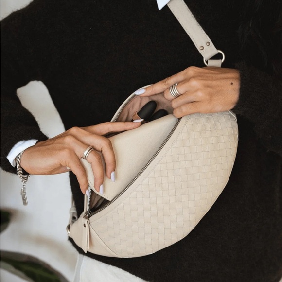 MANDRN Woven Atlas bag in Bone (NWOT) - Picture 4 of 12